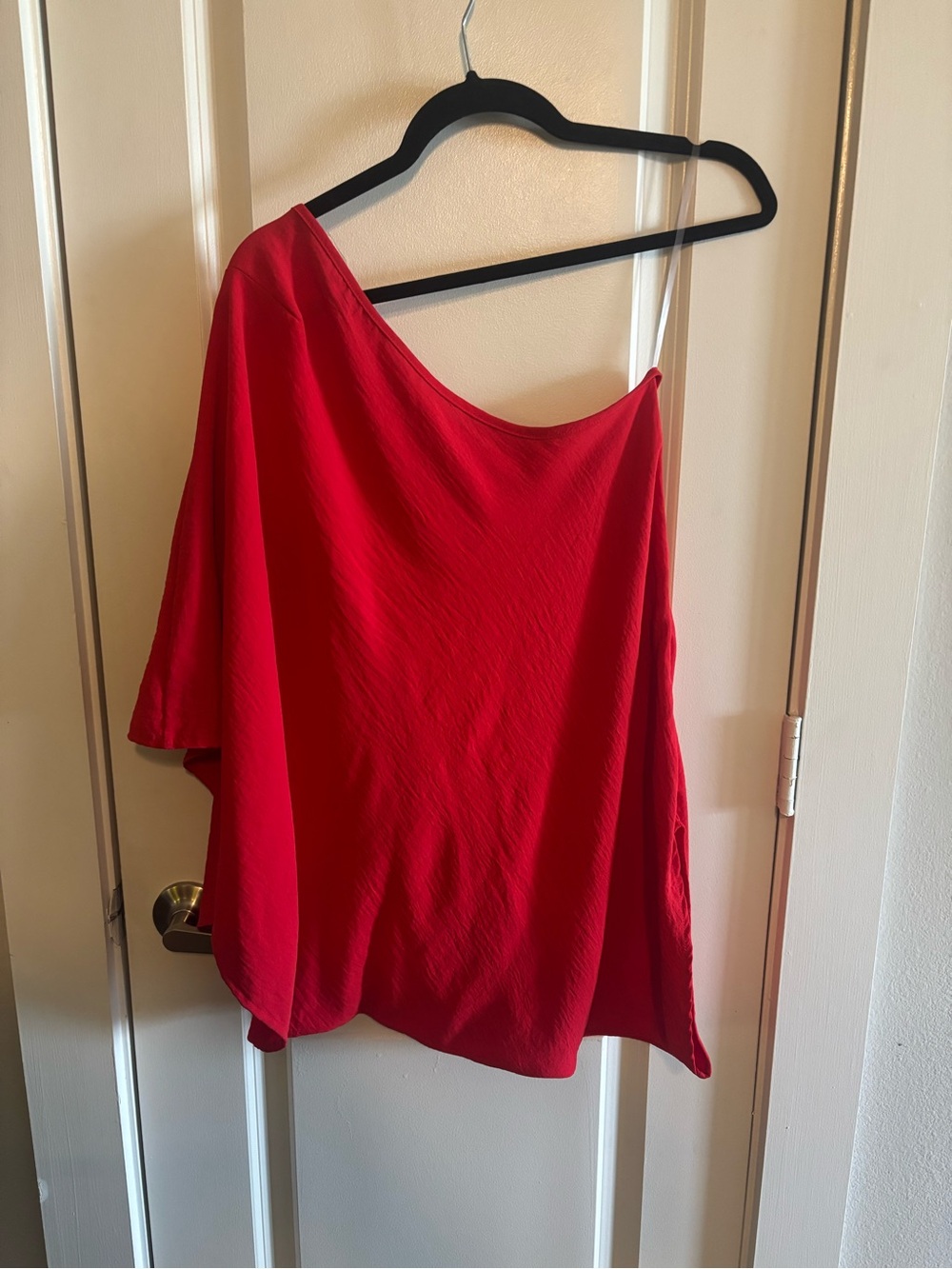 eesome One-Shoulder Red Tunic Top